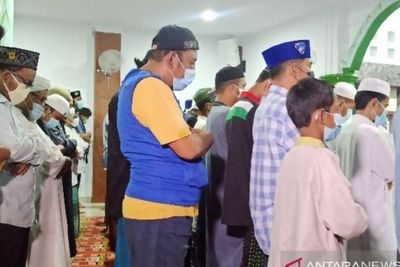 Kerabat Almarhum Ustadz Tengku Zulkarnain Gelar Shalat Gaib dan Doa Bersama di Medan