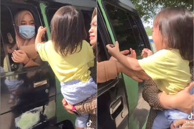 Bikin Nyesek, Bocah Ini Nangis Terisak Tak Mau Pisah saat Antar Baby Sitter Pergi Menikah