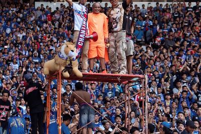 Kenangan Manis Sapri Pantun saat Jadi Penyemangat Jakmania di Tribun