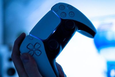 Sony Sebut Kekurangan Stok PlayStation 5 Bakal Lanjut Sampai Tahun Depan