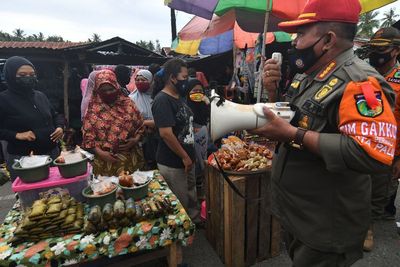 FOTO: Operasi Yustisi COVID-19 di Pasar Tradisional