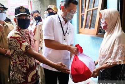 Astaga! Kemensos Kemahalan Bayar Bansos Covid-19 Rp74 Miliar, Baru Rp5 M yang Balik