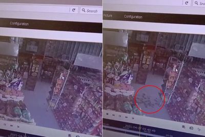 Seram! Barang-barang di Rak Minimarket Ini Tiba-tiba Terlempar Sendiri