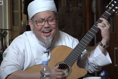 Fadli Zon Kenang Sosok Ustaz Tengku Zulkarnain yang Mahir Bernyanyi: Dari Musisi Jadi Dai
