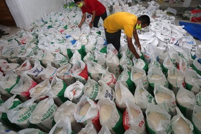 Syarat dan Keutamaan Memberikan Zakat Fitrah Kepada Keluarga