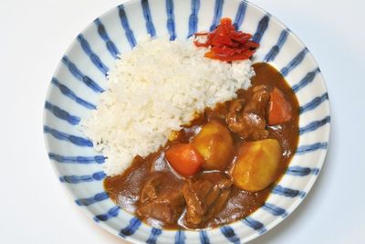 Cara Mudah Membuat Curry Rice Seperti Yang Ada di Restoran Jepang
