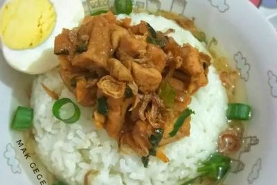 Begini Toh Cara Membuat Nasi Bakmoy Ayam Yang Enak dan Lezat