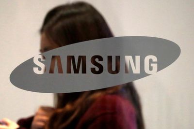 Samsung Sudah Tambal Celah Chipset Qualcomm di Perangkat Buatannya