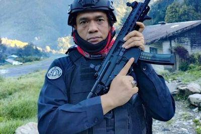 Buru KKB, Kombes Iqbal Rayakan Idul Fitri Jauh dari Keluarga, Hanya Ditemani Foto Opor