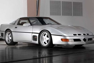 Mobil Corvette Callaway SledgeHammer Tahun 1988 Ini Lagi Dilelang, Berapa Harganya?