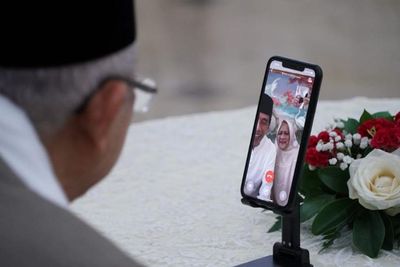 Video Call dengan Ma ruf Amin, Jokowi Curhat Lebaran Tak Bersama Anak dan Cucu