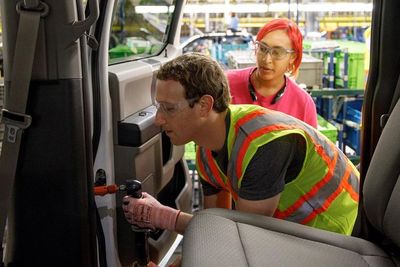 CEO Facebook Mark Zuckerberg Ternyata Pernah Kerja di Ford untuk Rakit Mobil