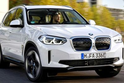 BMW Hentikan Setengah Varian Penggeraknya Mulai 2025