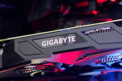 Ejek Barang Buatan China Jelek, Gigabyte Kena Boikot, Berujung Minta Maaf!