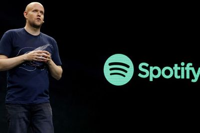 Keinginan Bos Spotify untuk Beli Arsenal Ditolak Keluarga Kroenke