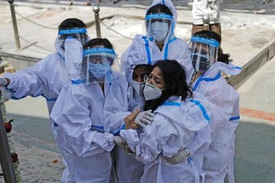 India Laporkan 281.386 Kasus Covid-19 Hari Ini, Totalnya Jadi 24,97 Juta