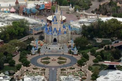 Perbarui Prokes, Disney World Mulai Bolehkan Pengunjung Buka Masker di Area Outdoor