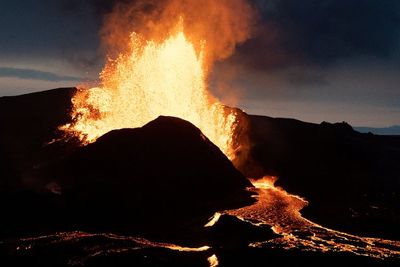 FOTO: Erupsi Gunung Fagradalsfjall di Islandia