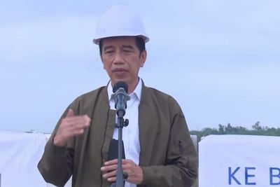 Usai Bipang Ambawang, Jokowi Terpeleset Lidah Sebut Provinsi Padang, Banjir Kritikan