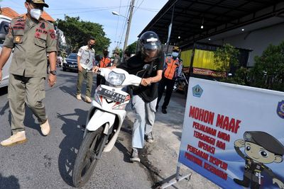 FOTO: Sidak Protokol Kesehatan PPKM Mikro di Bali
