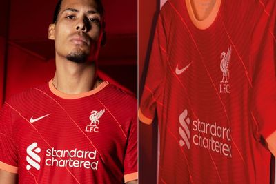 Liverpool Luncurkan Jersey Kandang Baru Ramah Lingkungan, Terinspirasi dari Bill Shankly