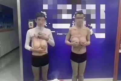 Pakai Payudara Palsu, Sekelompok Pria di China Berhasil Memeras Korban Lewat Obrolan Video