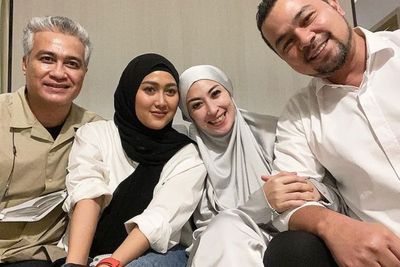 Potret Kebersamaan Annisa Trihapsari dengan Mantan Suami Curi Perhatian: Adem Lihatnya