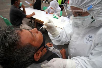 Hari ke-5 Pemeriksaan Swab Pemudik Balik ke Jakarta, 276 Orang Positif Covid-19