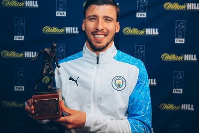 Pertama di Sejarah Liga Premier, Ruben Dias Sabet Penghargaan FWA Footballer of the Year