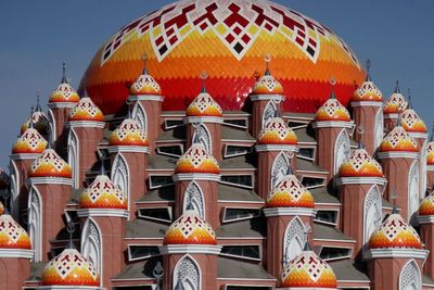 Foto: Melihat Masjid 99 Kubah di Makassar yang Dijadwalkan Rampung Tahun 2022