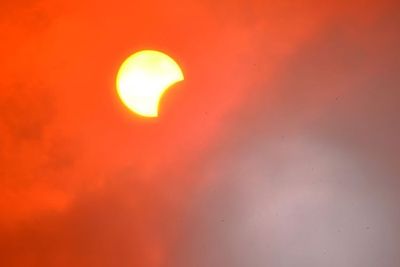 Warga di Papua Bisa Lihat Gerhana Bulan Total dengan Mata Telanjang Rabu Depan