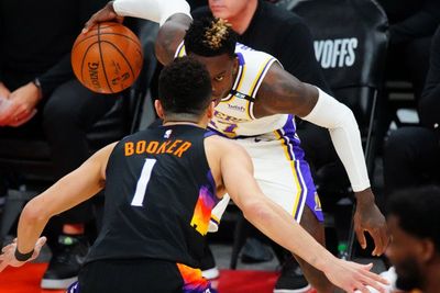 FOTO: Phoenix Suns Tundukkan Los Angeles Lakers 99-90