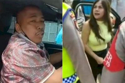 POPULER: Viral! Mobil Berplat Dinas Polri hingga Wanita yang Maki Polisi Ngaku Didorong