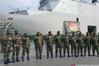 Diantar KRI Banjarmasin-592, 400 Pasukan Setan Ditugaskan ke Papua