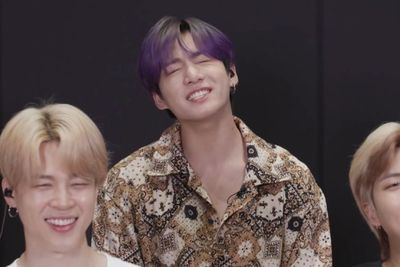 ARMY Indonesia Terkejut dengan Baju Batik Jungkook BTS, Segini Harganya!