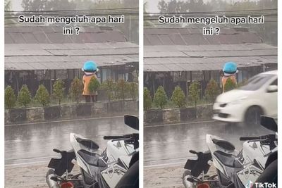 Boneka Badut Ini Semangat Cari Rezeki saat Hujan, Tiktokers: Sudah Mengeluh Apa Hari Ini?