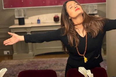 Salma Hayek Masih Tak Percaya Dirinya Jadi Superhero di Film Marvel