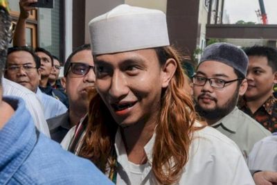 Kasus Aniaya Sopir Taksi, Bahar Smith Dituntut Lima Bulan Penjara