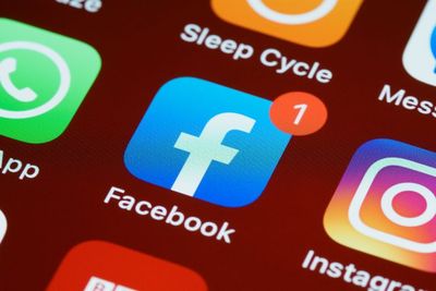 Facebook Bermitra dengan Sejumlah Merek Kosmetik untuk Hadirkan Layanan Terbaru