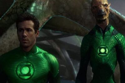 Serial Green Lantern Akan Hadirkan Superhero Gay