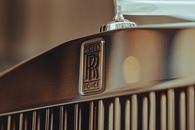 Mobil Rolls-Royce Ini Disita Gara-Gara Interior-nya Pakai Bahan Kulit Buaya