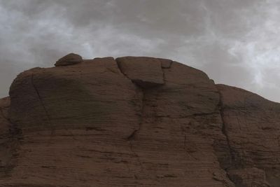 Menakjubkan, NASA Tangkap Penampakan Awan di Planet Mars