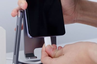 Xiaomi Perkenalkan HyperCharge 200W dengan Kabel dan 120W Tanpa Kabel!