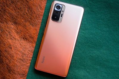 Berikut Daftar 10 Smartphone yang Paling Dicari-Cari di Minggu Ini!