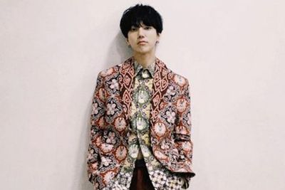 Wow, Yesung Pakai Busana Batik Hasil Rancangan Ridwan Kamil, Netizen: Bangga Jadi WNI