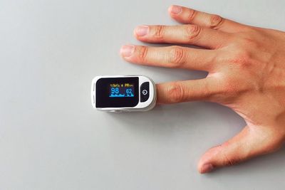 Mengenal Oksimeter, Alat yang Sering Digunakan dalam Dunia Medis!