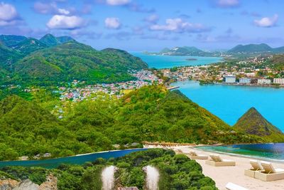 St. Lucia Ringankan Pembatasan COVID-19 untuk Turis yang Sudah Divaksinasi