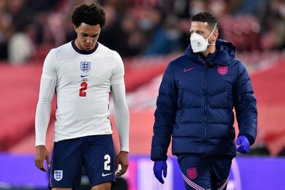 Cedera Paha Saat Bela Inggris, Liverpool Yakin Alexander-Arnold Bisa Fit Sebelum Pramusim