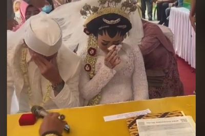 Viral Pengantin Pria Nangis dan Tinggalkan Penghulu, Penyebabnya Bikin Nyesek