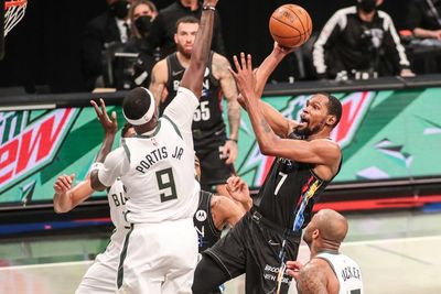 FOTO: Durant Cetak 32 Poin, Nets Tundukkan Bucks 125-86 (2-0)